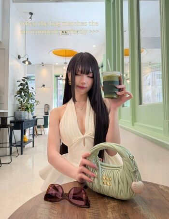 Full leaked Glihttr page private onlyfans photo