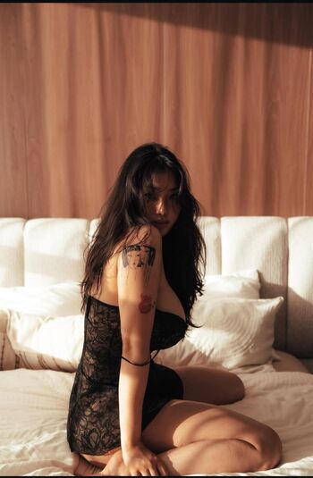 Full leaked Haliun b private onlyfans photo
