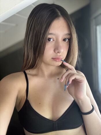 Full leaked Hannasimons page private onlyfans photo