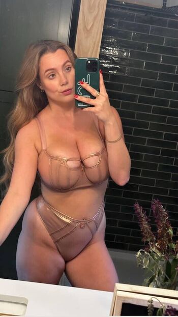Full leaked Harmony joy private onlyfans photo
