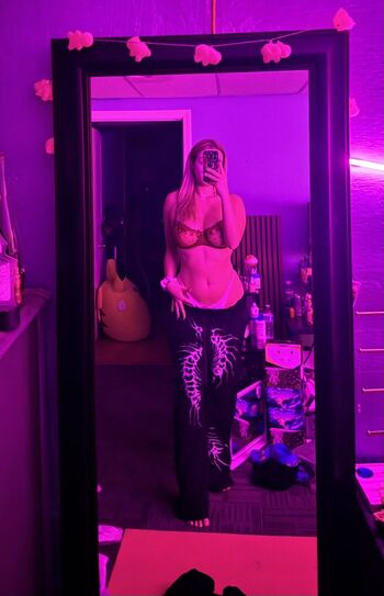 Full leaked Haymartinn private onlyfans photo