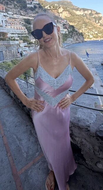 Full leaked Heather graham page private onlyfans photo