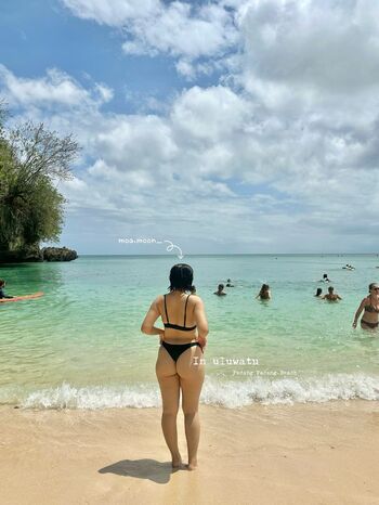 Full leaked Heeheemoon private onlyfans photo