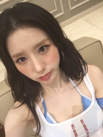 Full leaked Heejin page private onlyfans photo