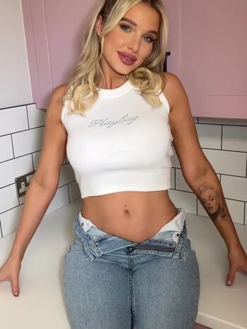 Full leaked Helen flanagan page private onlyfans photo