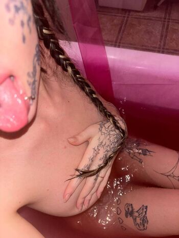 Full leaked Heltylovve page private onlyfans photo
