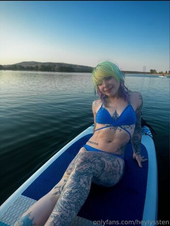 Full leaked Heylyssten page private onlyfans photo