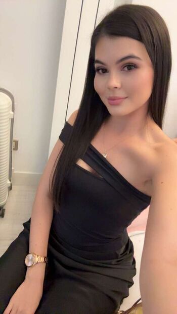 Full leaked Hiddendana private onlyfans photo