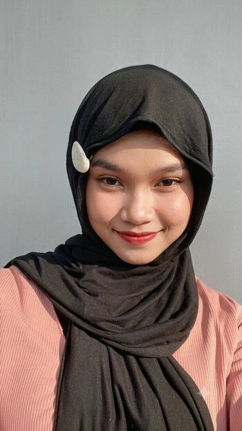 Full leaked Hijab soffia page private onlyfans photo