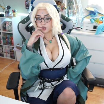 Full leaked Honeebelle private onlyfans photo