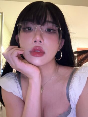 Full leaked Hongbin page private onlyfans photo
