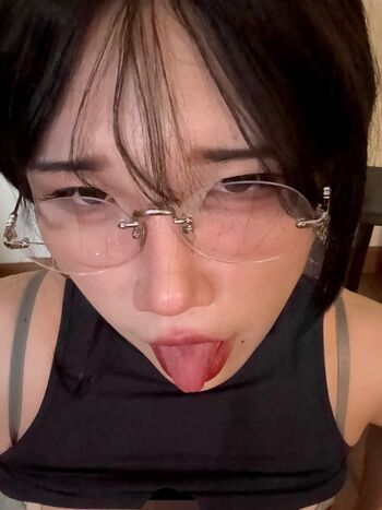 Full leaked Hongbin page private onlyfans photo