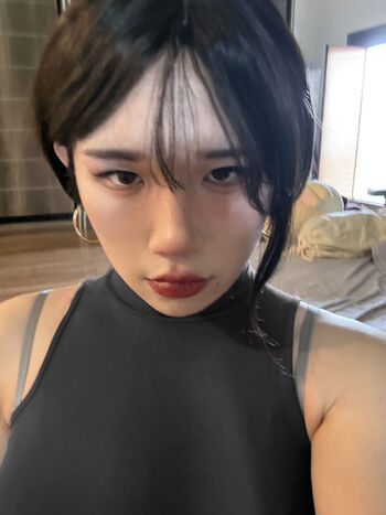 Full leaked Hongbin page private onlyfans photo
