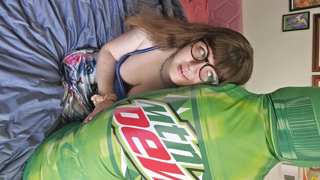 Full leaked Hotgirldrinksdew private onlyfans photo