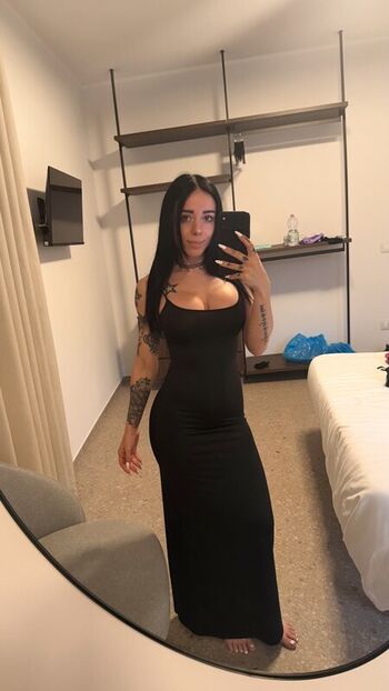 Full leaked Imviolet  page private onlyfans photo