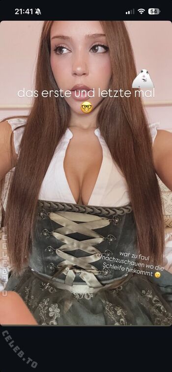 Full leaked Isanamicosplay private onlyfans photo