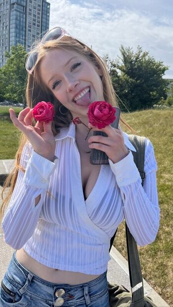 Full leaked Julia doyle page private onlyfans photo