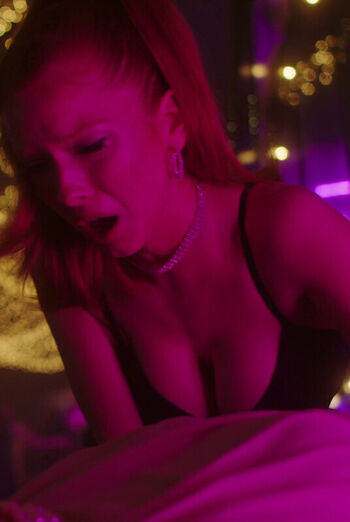 Full leaked Julia doyle page private onlyfans photo