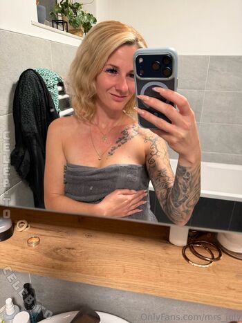 Full leaked Julia kern page private onlyfans photo