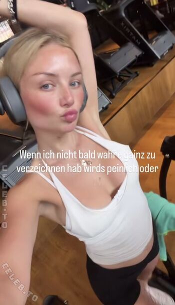 Full leaked Julia wulf page private onlyfans photo