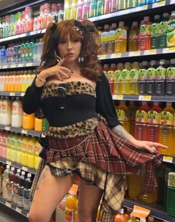 Full leaked Juliakins private onlyfans photo