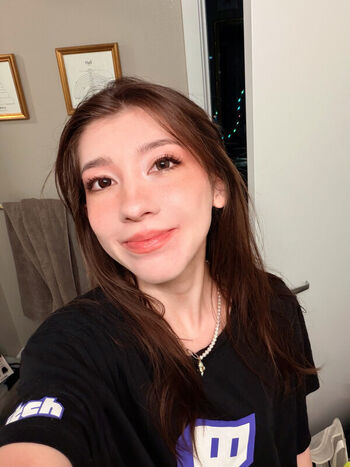 Full leaked Kaisa page private onlyfans photo