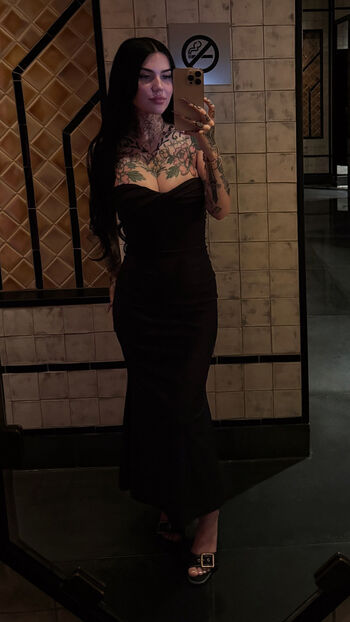 Full leaked Kalei private onlyfans photo