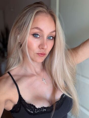 Full leaked Kandyland page private onlyfans photo