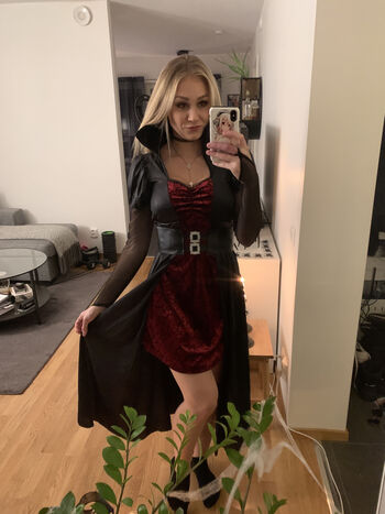 Full leaked Kandyland private onlyfans photo