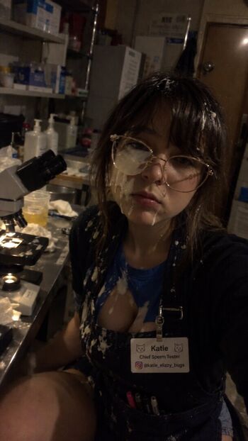 Full leaked Katie elizzy bugs page private onlyfans photo