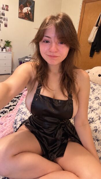 Full leaked Katie elizzy bugs private onlyfans photo