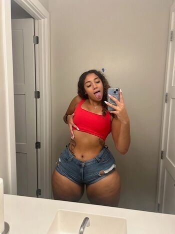 Full leaked Kendall private onlyfans photo