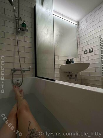 Full leaked Kitty emili private onlyfans photo