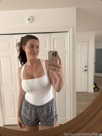 Full leaked Kittyplays page private onlyfans photo