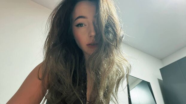 Full leaked Kristicks private onlyfans photo
