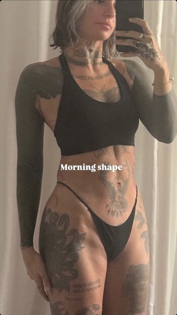 Full leaked Krokodeal private onlyfans photo