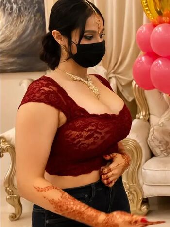 Full leaked Lanarose private onlyfans photo