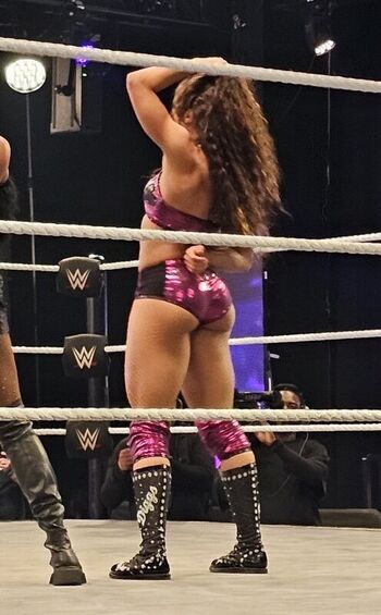 Full leaked Layla diggs page private onlyfans photo