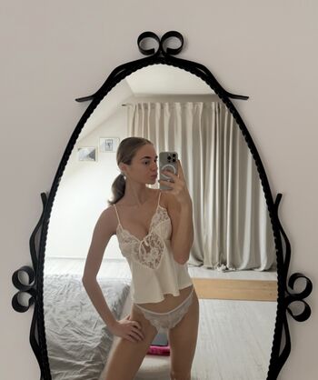 Full leaked Leah violet page private onlyfans photo