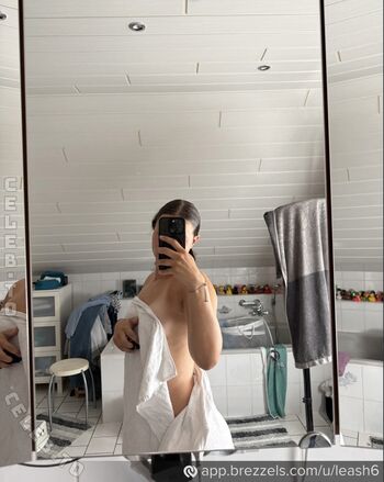 Full leaked Leash page private onlyfans photo