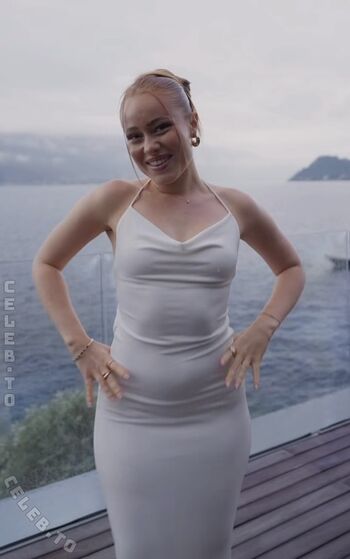Full leaked Leoobalys private onlyfans photo