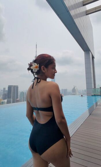 Full leaked Lewna deb private onlyfans photo