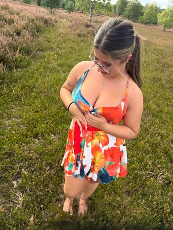 Full leaked Liloe private onlyfans photo