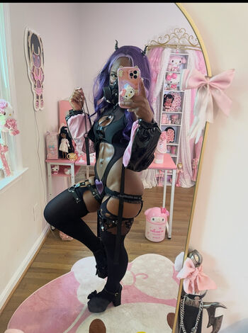 Full leaked Lilrawrs private onlyfans photo