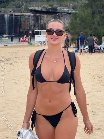Full leaked Lily bowman private onlyfans photo