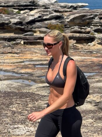 Full leaked Lily bowman private onlyfans photo