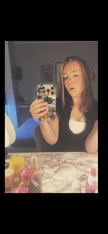 Full leaked Lisarauf private onlyfans photo