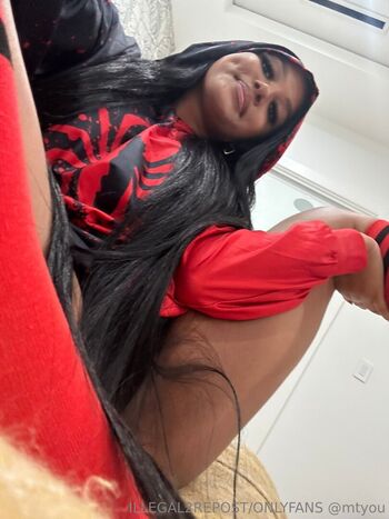 Full leaked Lolateases private onlyfans photo