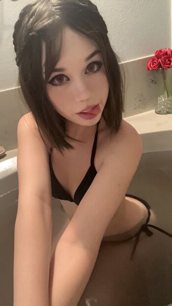 Full leaked Loopziepop  page private onlyfans photo