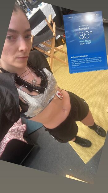 Full leaked Lorde page private onlyfans photo